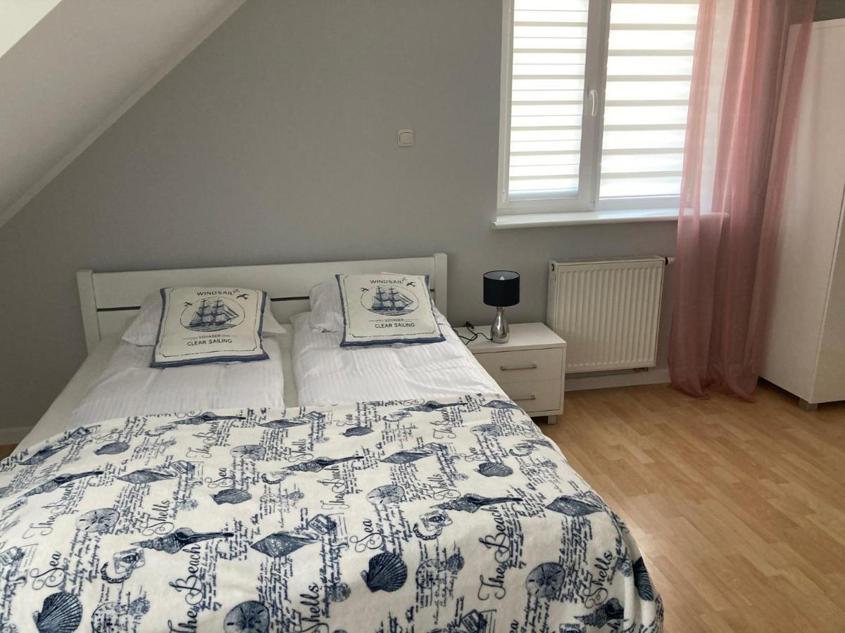 Aga Pokoje Goscinne Großmöllen Exterior foto