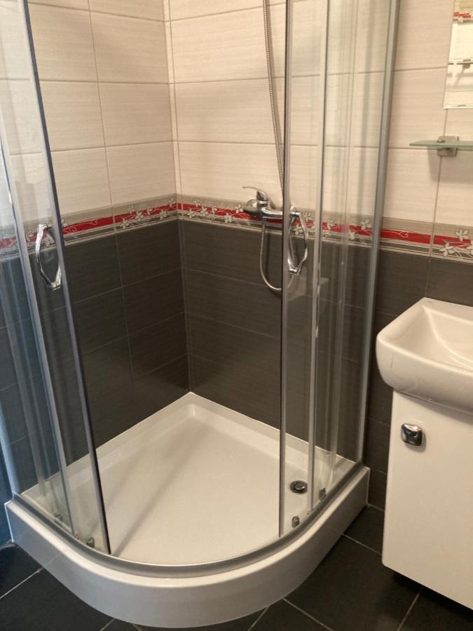 Aga Pokoje Goscinne Großmöllen Exterior foto